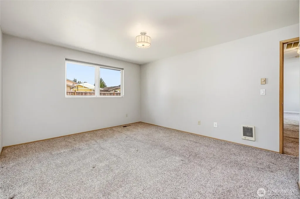 1215 E Gilkey Road Burlington WA 98233