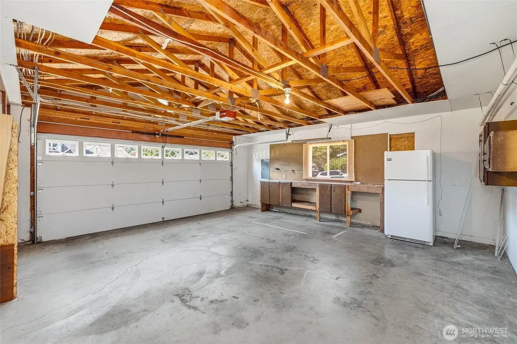 1215 E Gilkey Road Burlington WA 98233