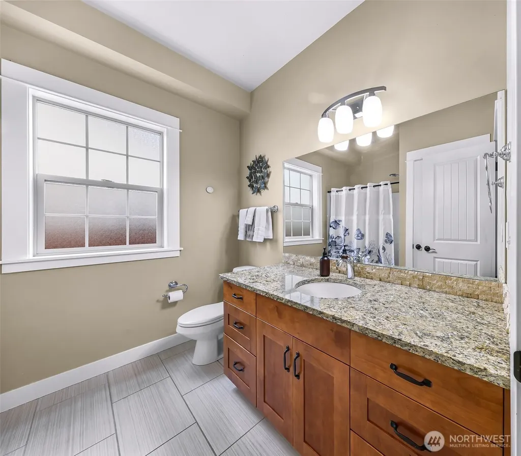 2165 Littlefield Court Lynden WA 98264