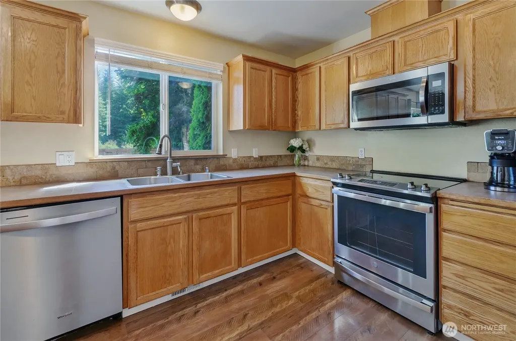 6932 Prosik Lane SW Olympia WA 98512