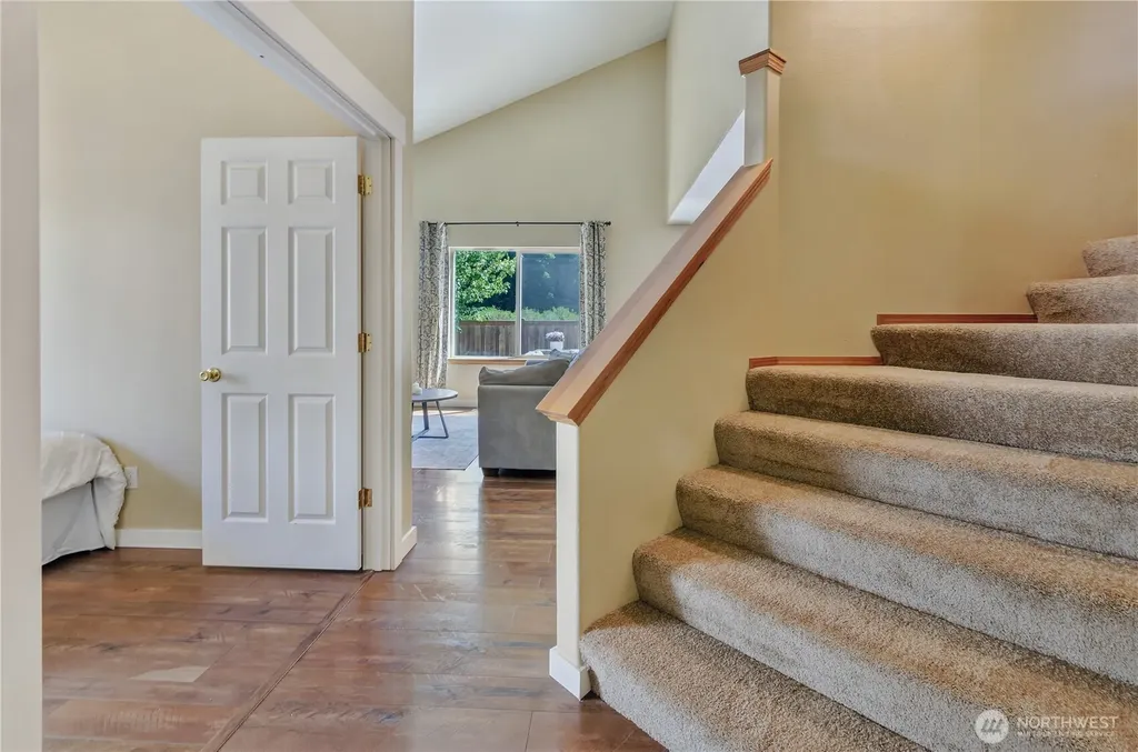 6932 Prosik Lane SW Olympia WA 98512
