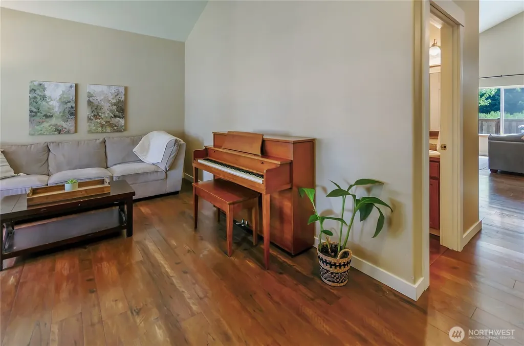 6932 Prosik Lane SW Olympia WA 98512