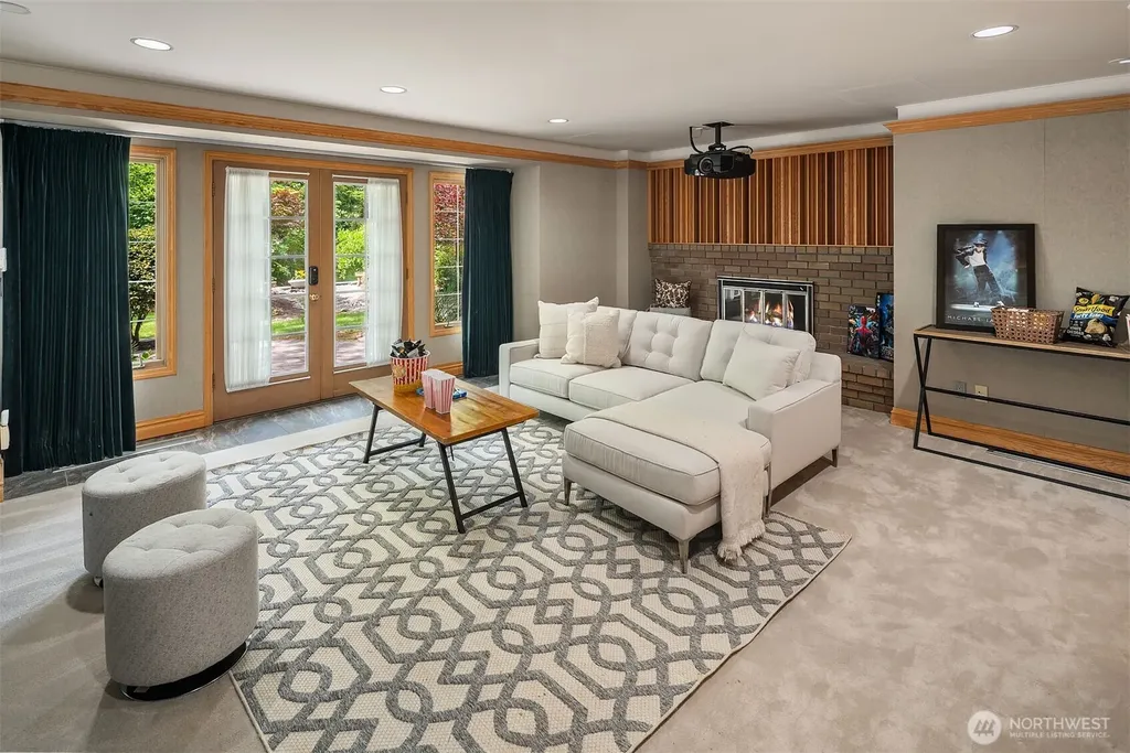 3816 140th Avenue NE Bellevue WA 98005