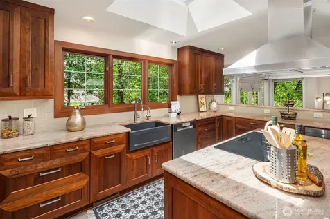 3816 140th Avenue NE Bellevue WA 98005