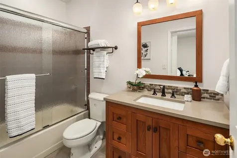 3816 140th Avenue NE Bellevue WA 98005
