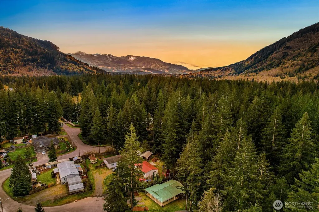 6159 Cedar Lane Maple Falls WA 98266