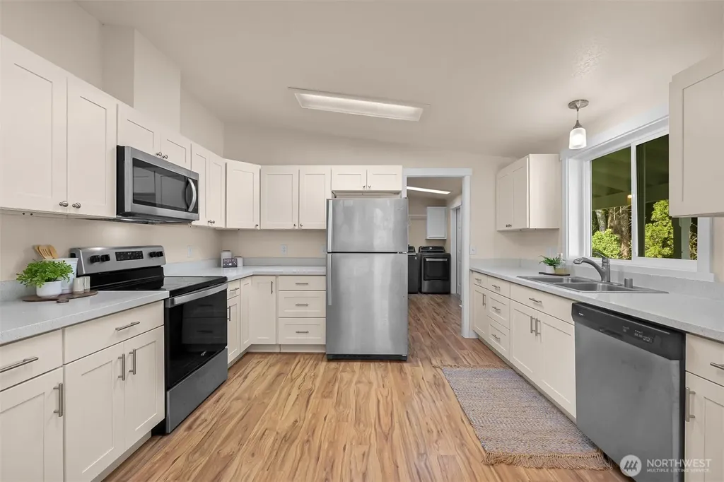 6159 Cedar Lane Maple Falls WA 98266