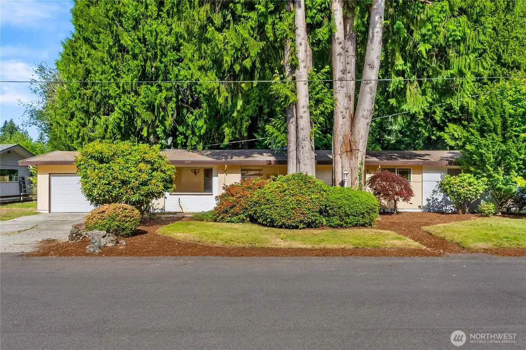 3709 Wesley Loop NW Olympia WA 98502