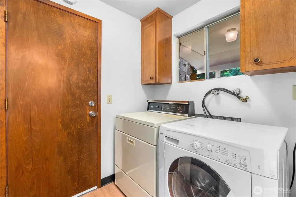 3709 Wesley Loop NW Olympia WA 98502