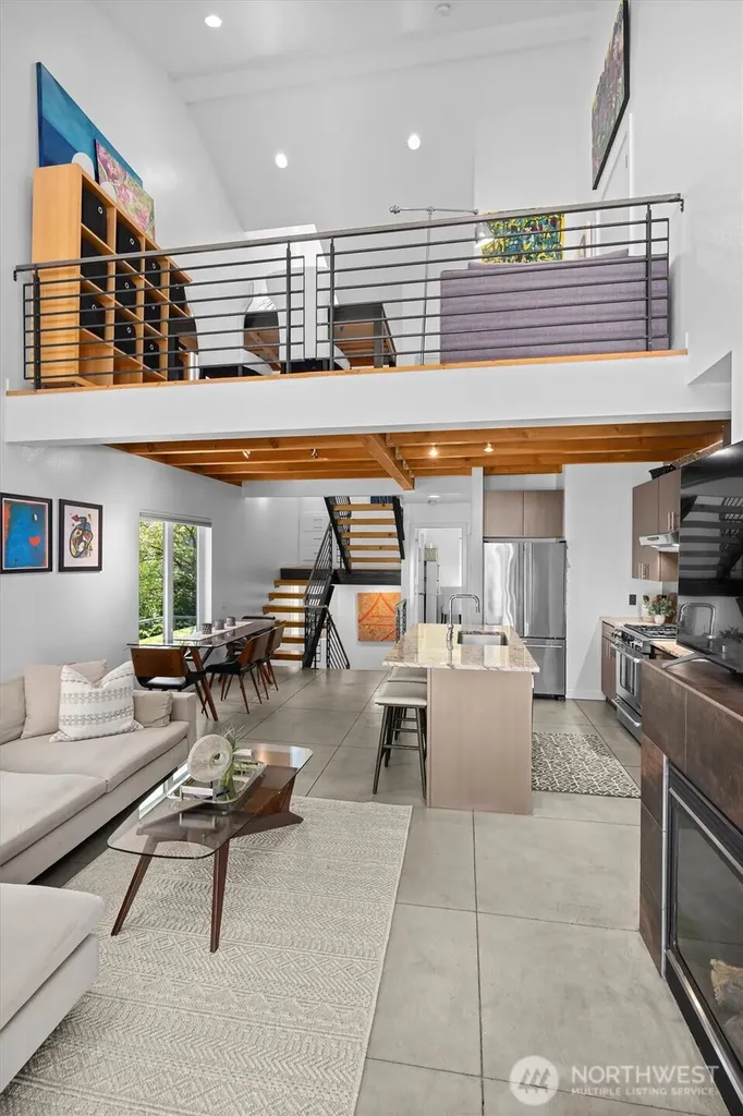 1421 E Denny W Seattle WA 98122
