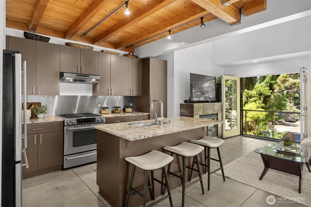 1421 E Denny W Seattle WA 98122