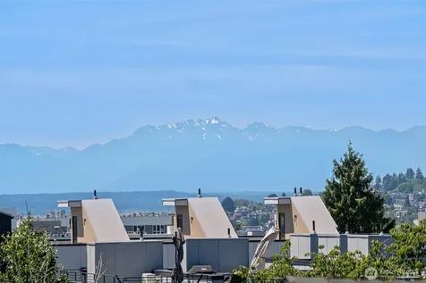 1421 E Denny W Seattle WA 98122