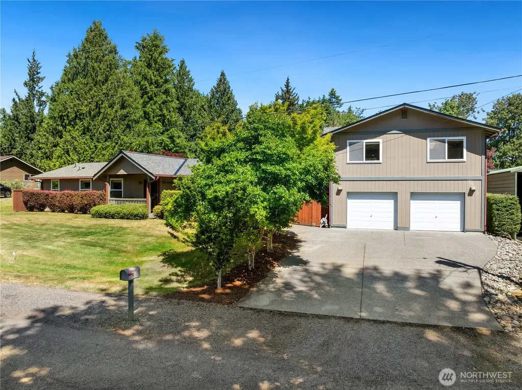 13422 170th Avenue SE Renton WA 98059