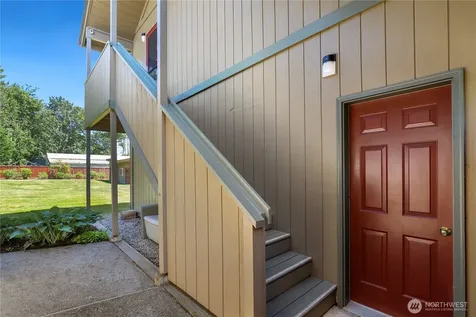 13422 170th Avenue SE Renton WA 98059