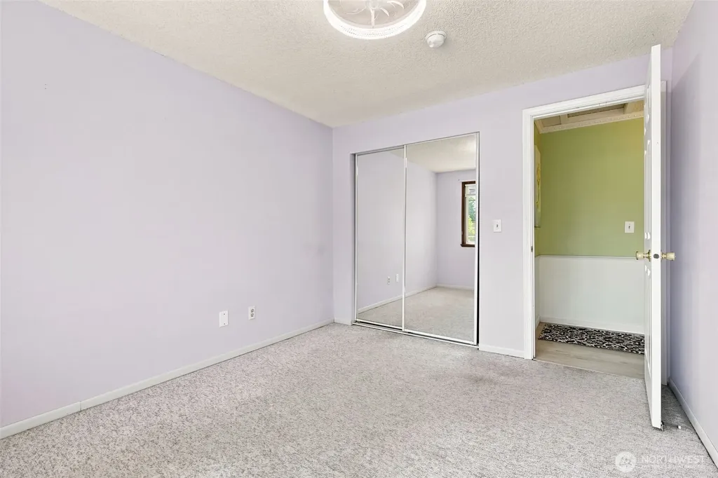 1814 Agate Court NW Poulsbo WA 98370
