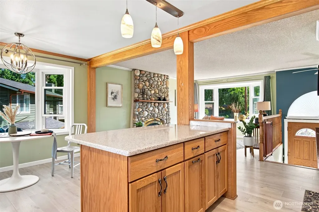 1814 Agate Court NW Poulsbo WA 98370