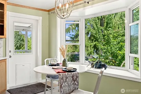 1814 Agate Court NW Poulsbo WA 98370