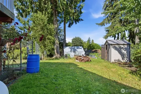 1814 Agate Court NW Poulsbo WA 98370