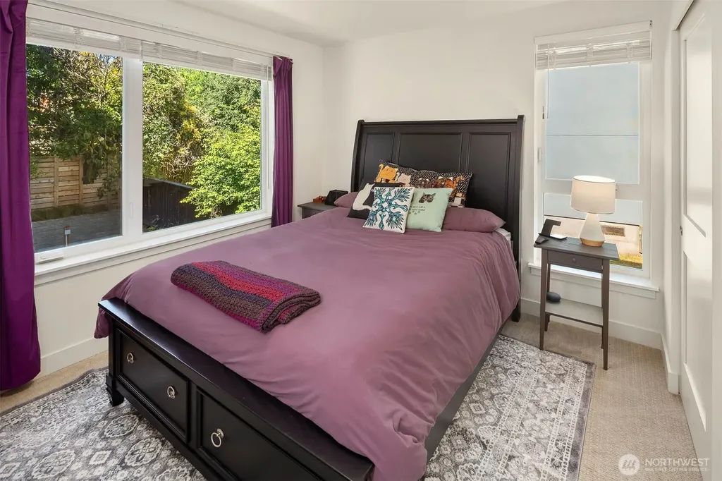 4104 Leary Way NW Seattle WA 98107