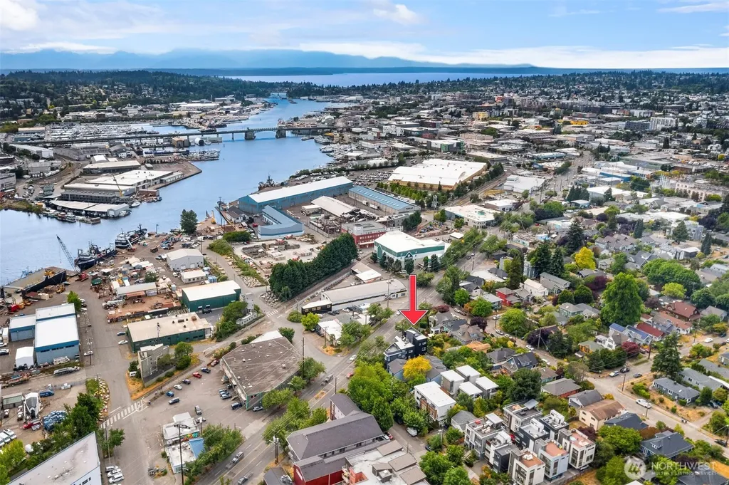 4104 Leary Way NW Seattle WA 98107