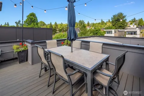 4104 Leary Way NW Seattle WA 98107