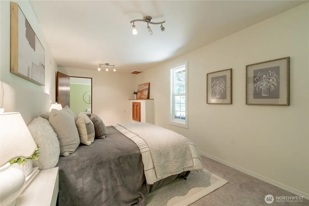 29723 4th Avenue NW Stanwood WA 98292