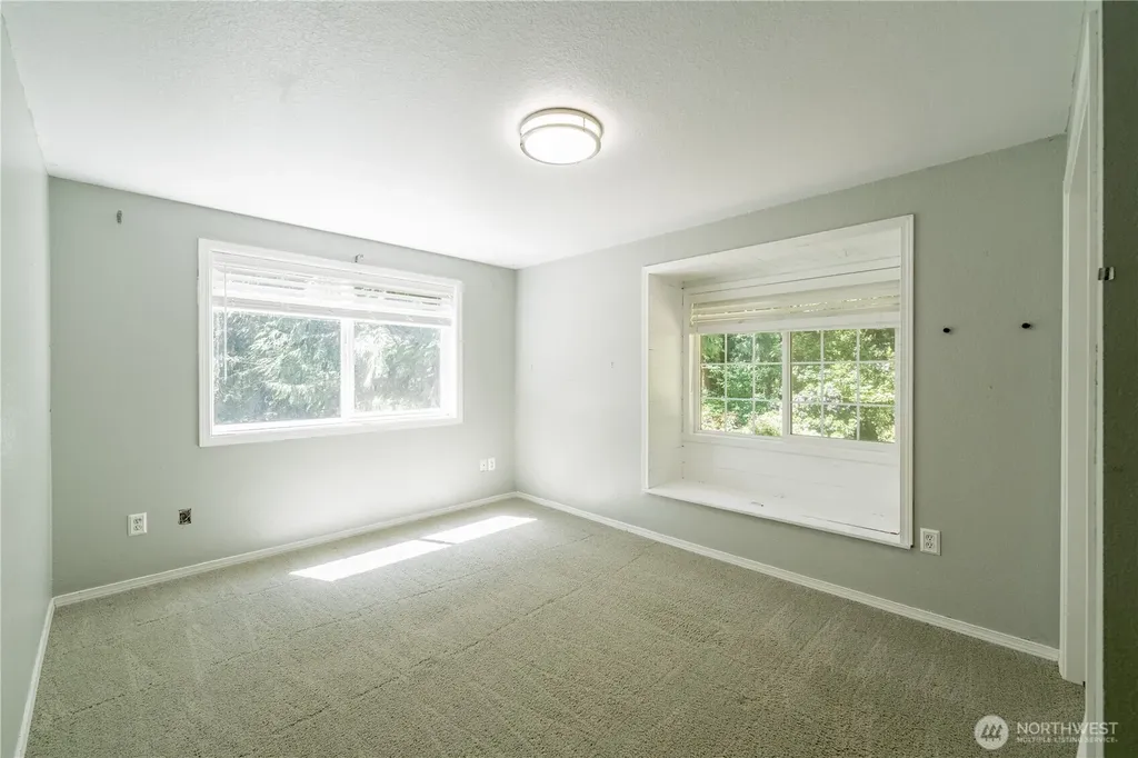 29723 4th Avenue NW Stanwood WA 98292