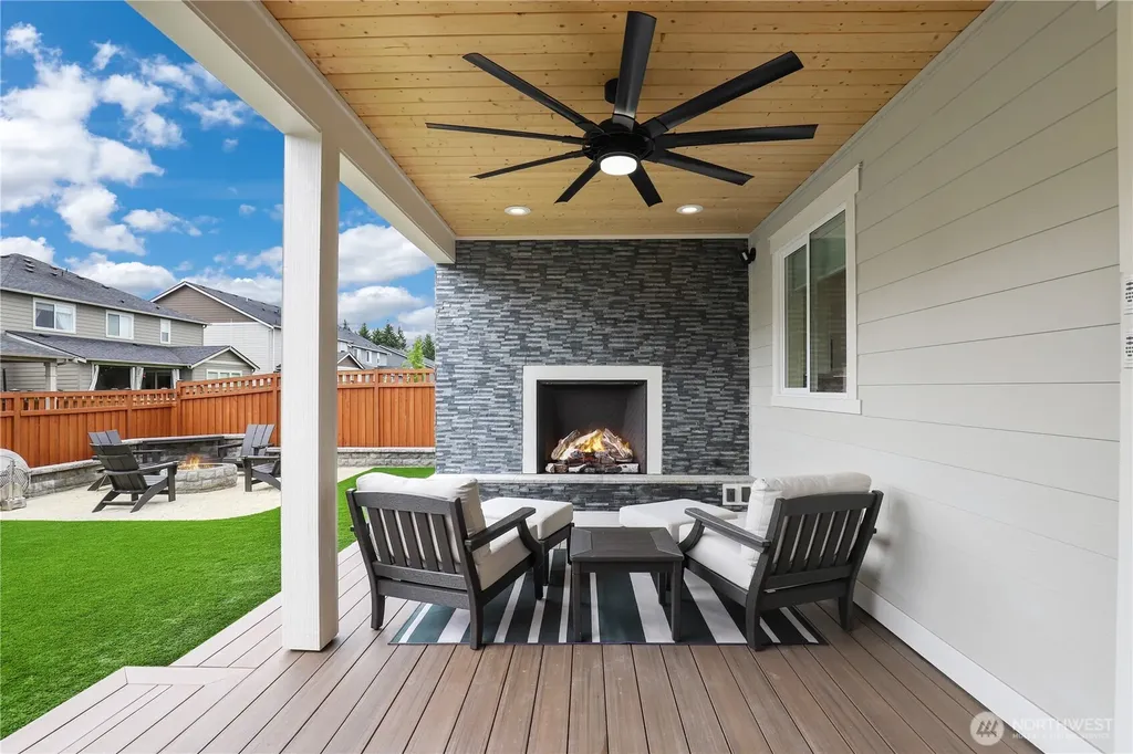 19522 136th Street E Bonney Lake WA 98391