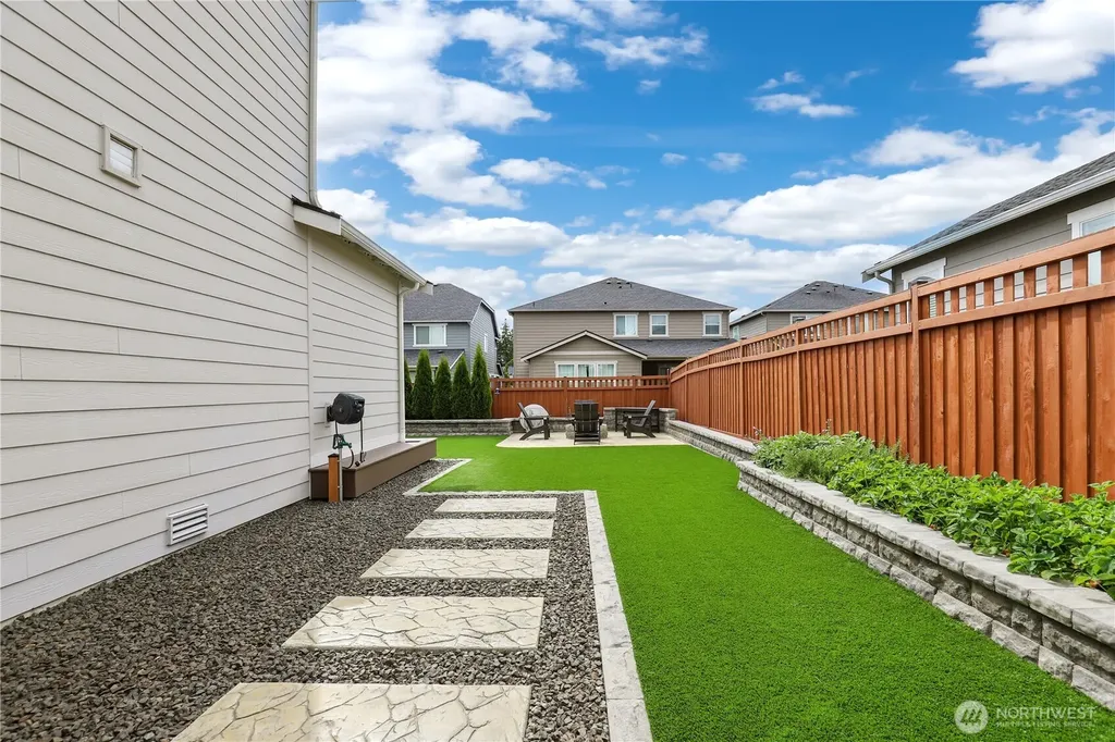 19522 136th Street E Bonney Lake WA 98391