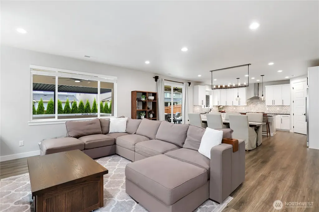 19522 136th Street E Bonney Lake WA 98391