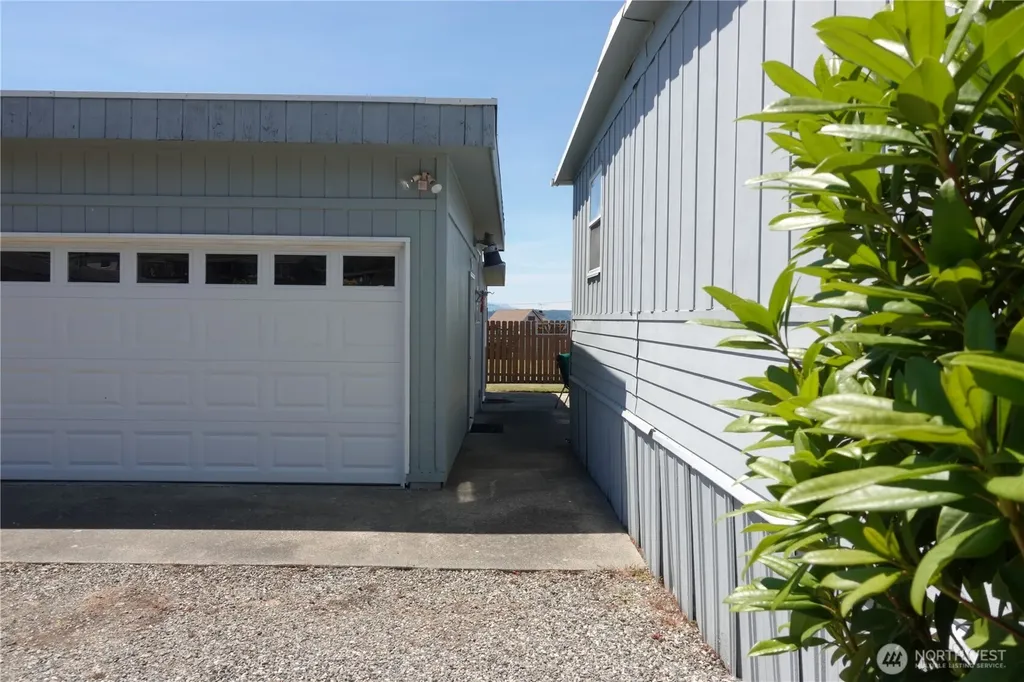 4880 Magellan Drive Freeland WA 98249