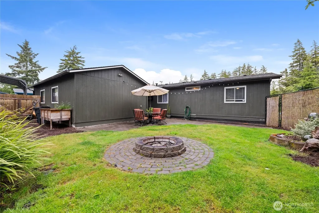 2902 212th Lane Ocean Park WA 98640