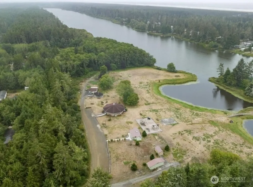 2902 212th Lane Ocean Park WA 98640