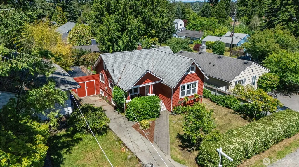 2014 N 143rd Street Seattle WA 98133