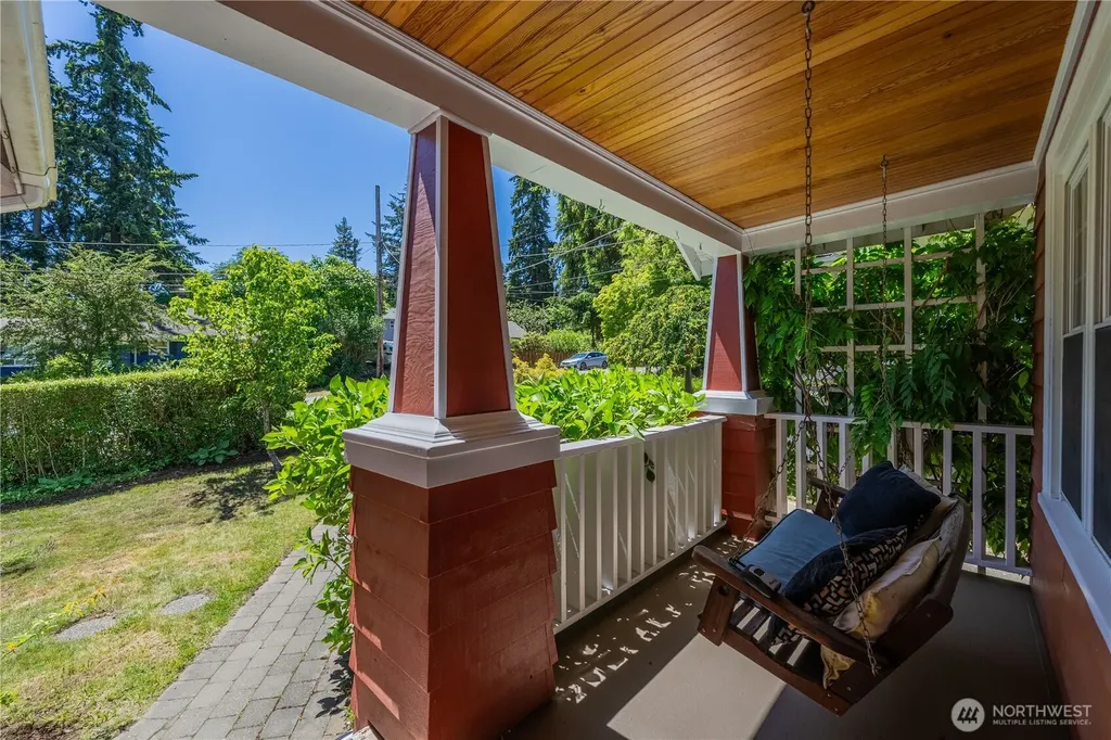 2014 N 143rd Street Seattle WA 98133