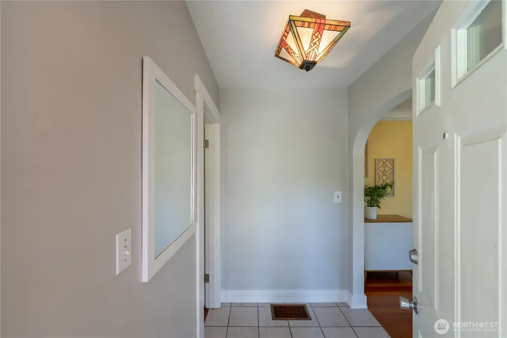 2014 N 143rd Street Seattle WA 98133
