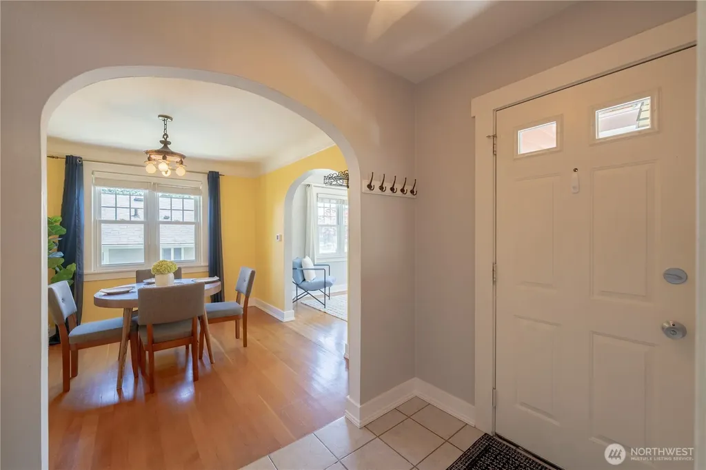 2014 N 143rd Street Seattle WA 98133