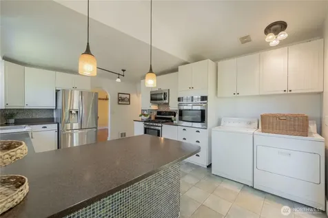 2014 N 143rd Street Seattle WA 98133