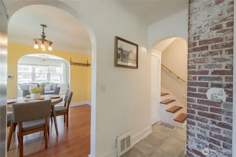 2014 N 143rd Street Seattle WA 98133