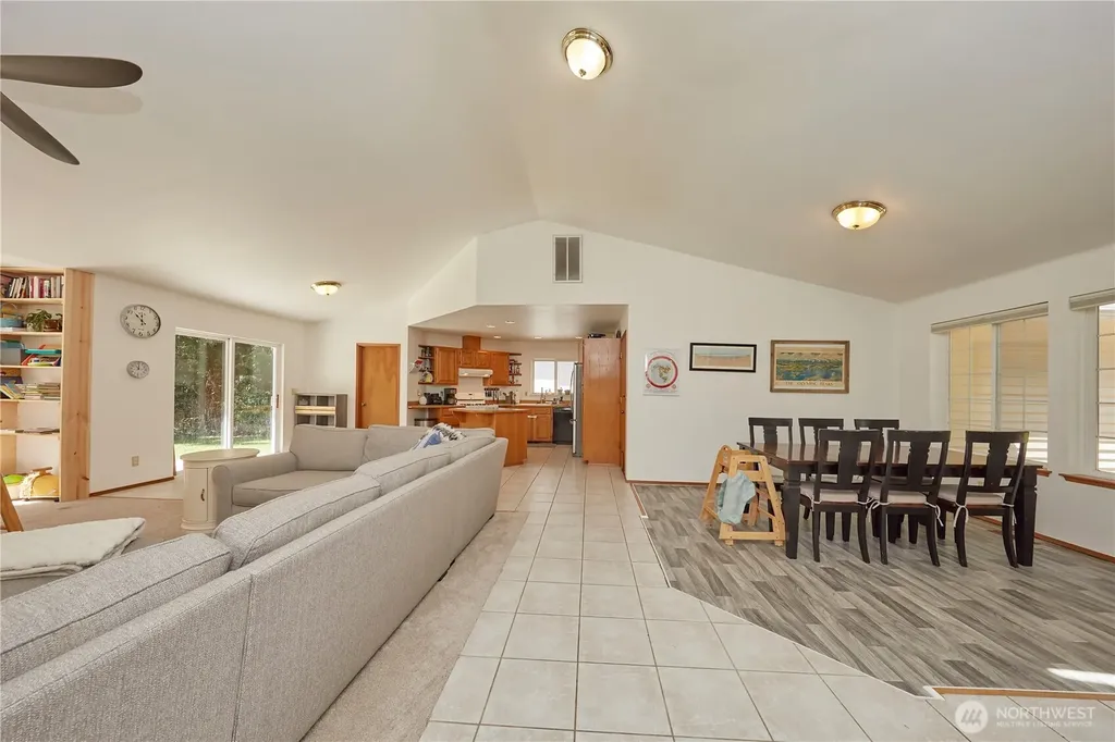 3903 NW Martha Lane Silverdale WA 98383