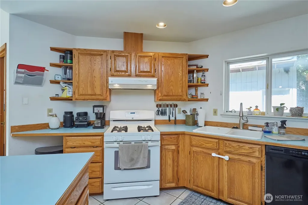 3903 NW Martha Lane Silverdale WA 98383