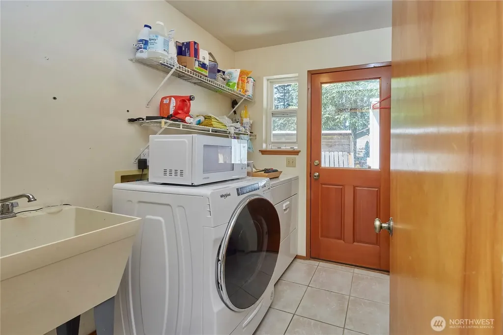 3903 NW Martha Lane Silverdale WA 98383