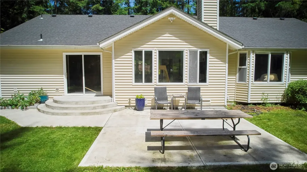 3903 NW Martha Lane Silverdale WA 98383