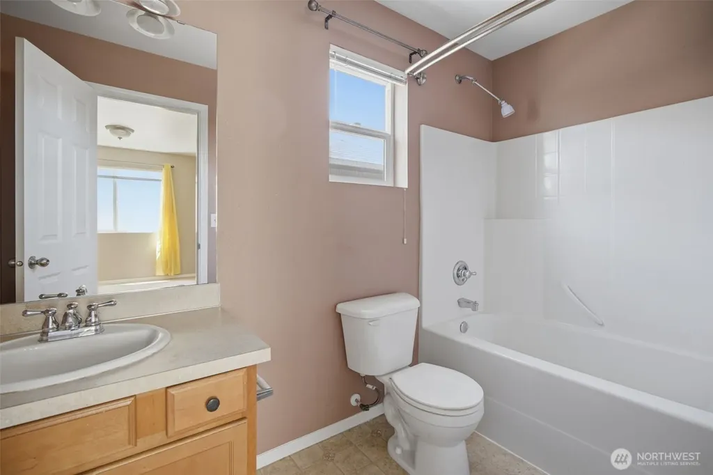 8714 Oslo Lane NE Lacey WA 98516