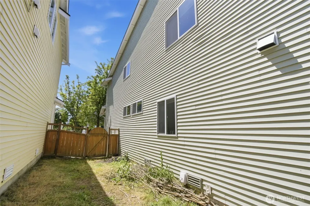 8714 Oslo Lane NE Lacey WA 98516