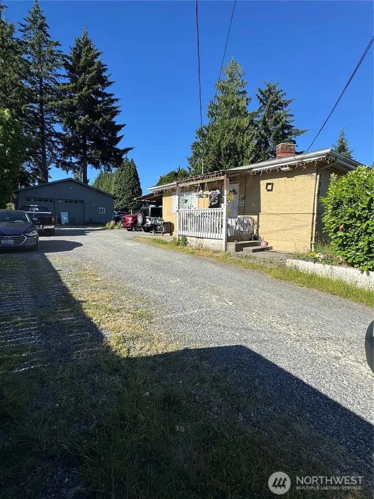 203 112th Street SE Everett WA 98208