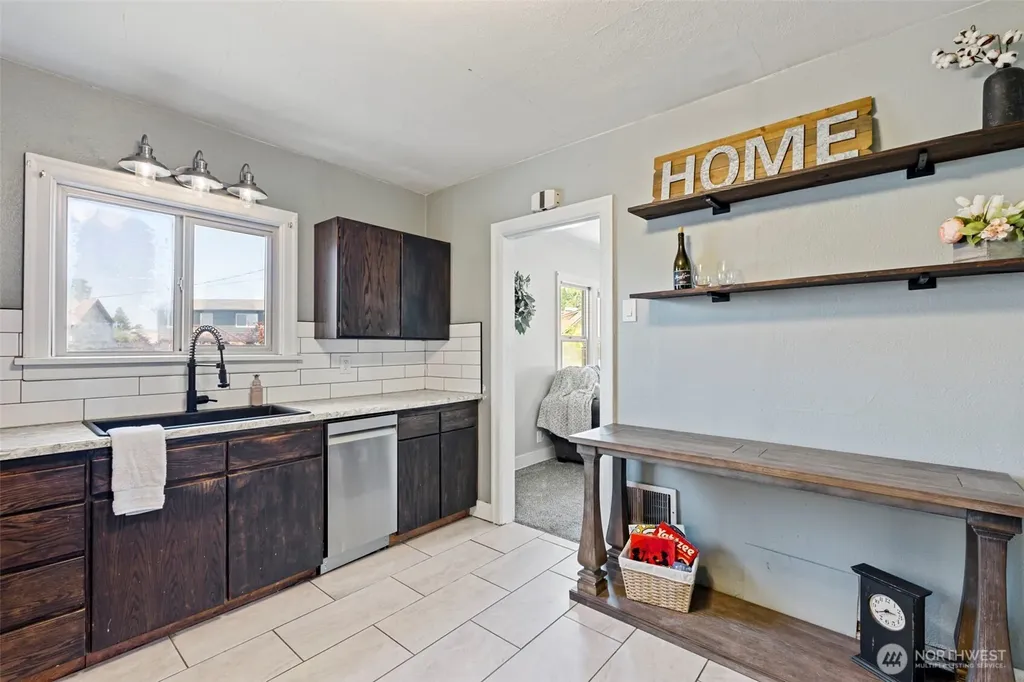80 SW Mcfadden Avenue Chehalis WA 98532