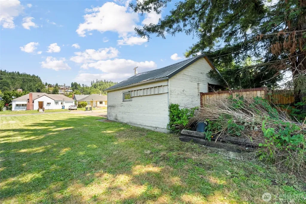80 SW Mcfadden Avenue Chehalis WA 98532