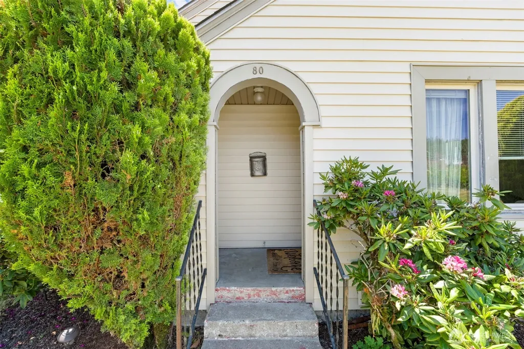 80 SW Mcfadden Avenue Chehalis WA 98532