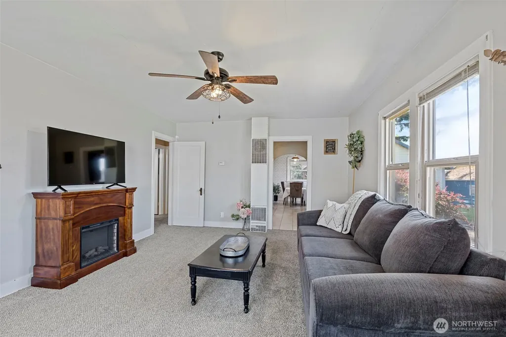 80 SW Mcfadden Avenue Chehalis WA 98532